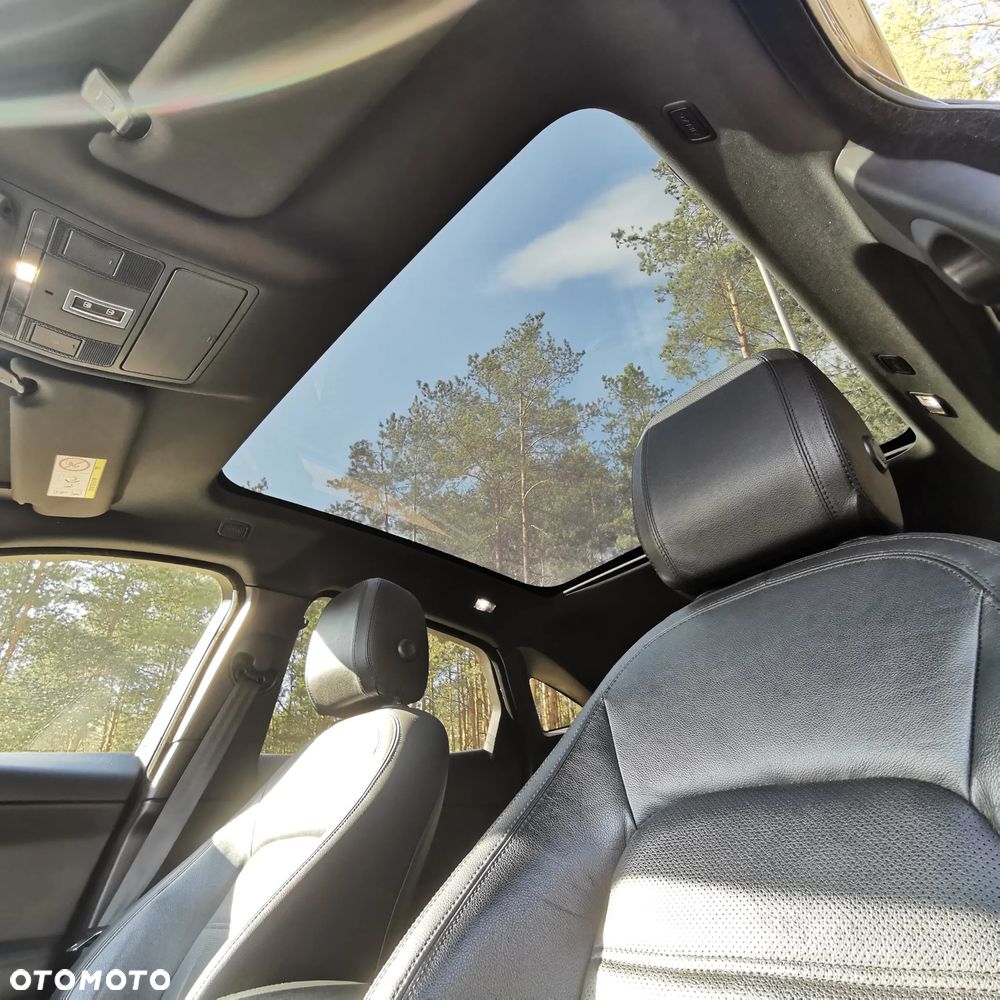 Jaguar E-Pace 2.0 i4D AWD - 11