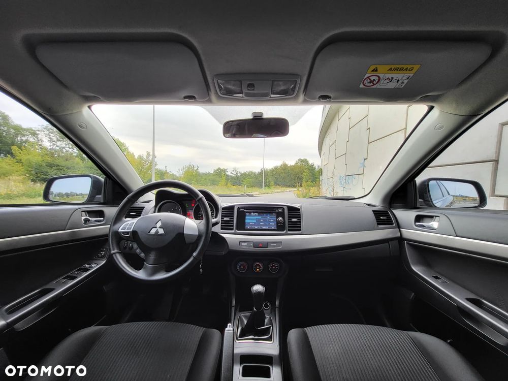 Mitsubishi Lancer - 13