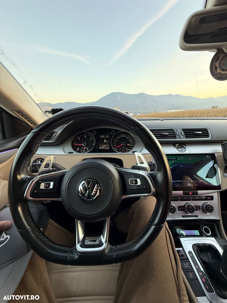 Volkswagen Passat CC - 16