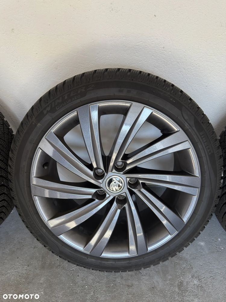 Oryginalne koła zimowe Skoda Octavia IV Perseus 18" - 4