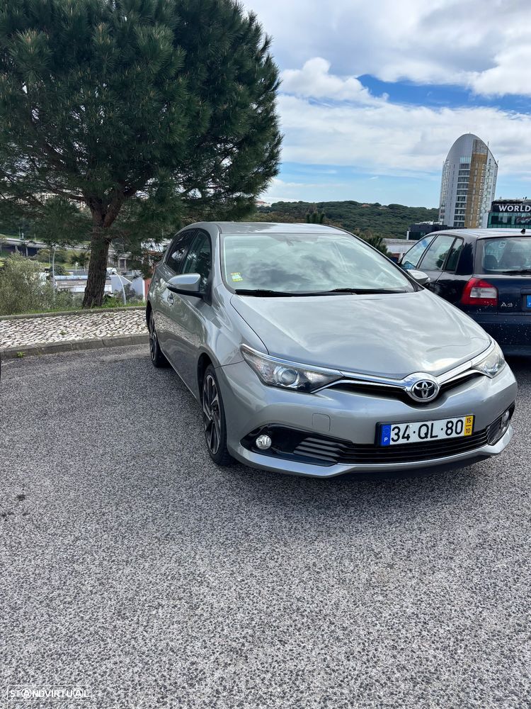 Toyota Auris 1.4 D-4D Comfort - 4