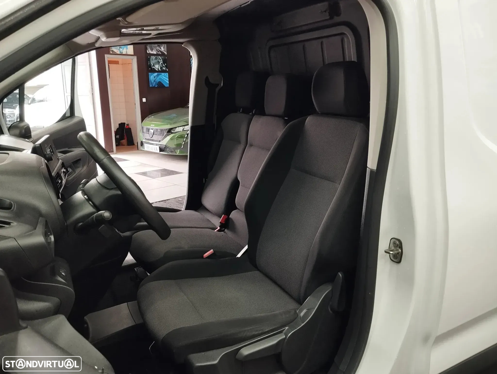 Toyota Proace City 1.5 D L1 Comfort - 14
