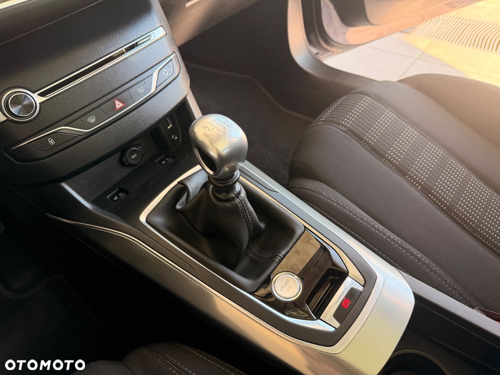 Peugeot 308 - 20