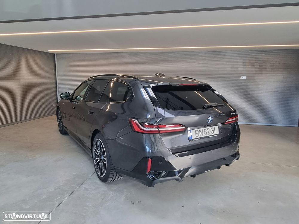 BMW 530 e Pack Desportivo M - 3