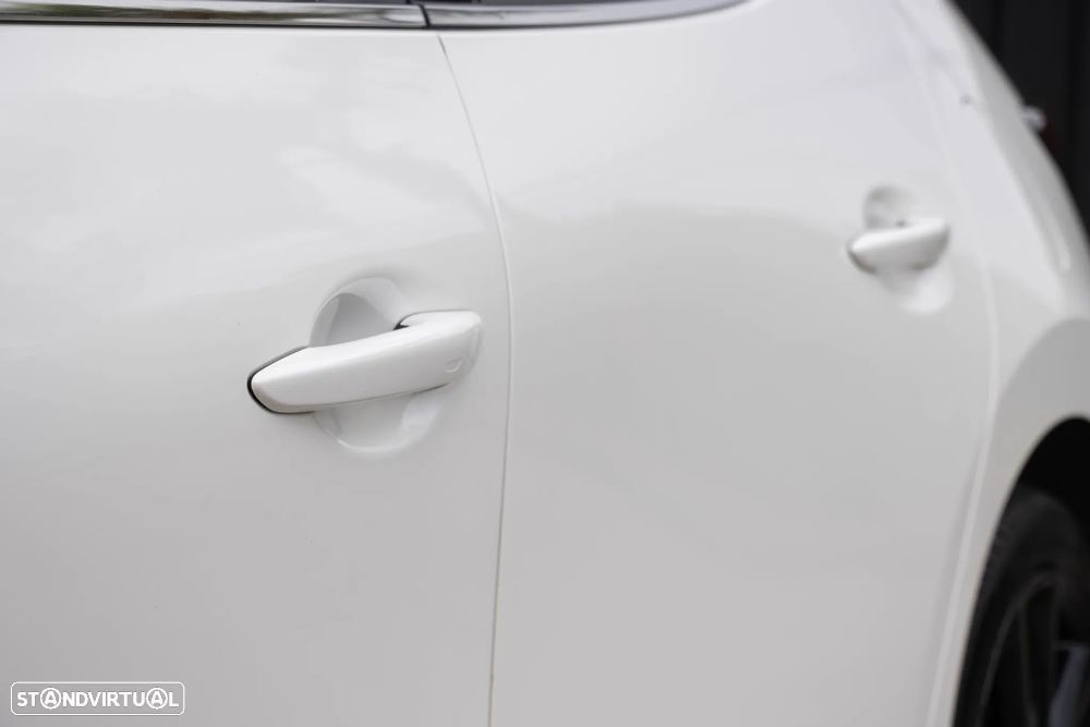 Mazda 3 Hatchback 2.0 Sky-X Excellence - 7