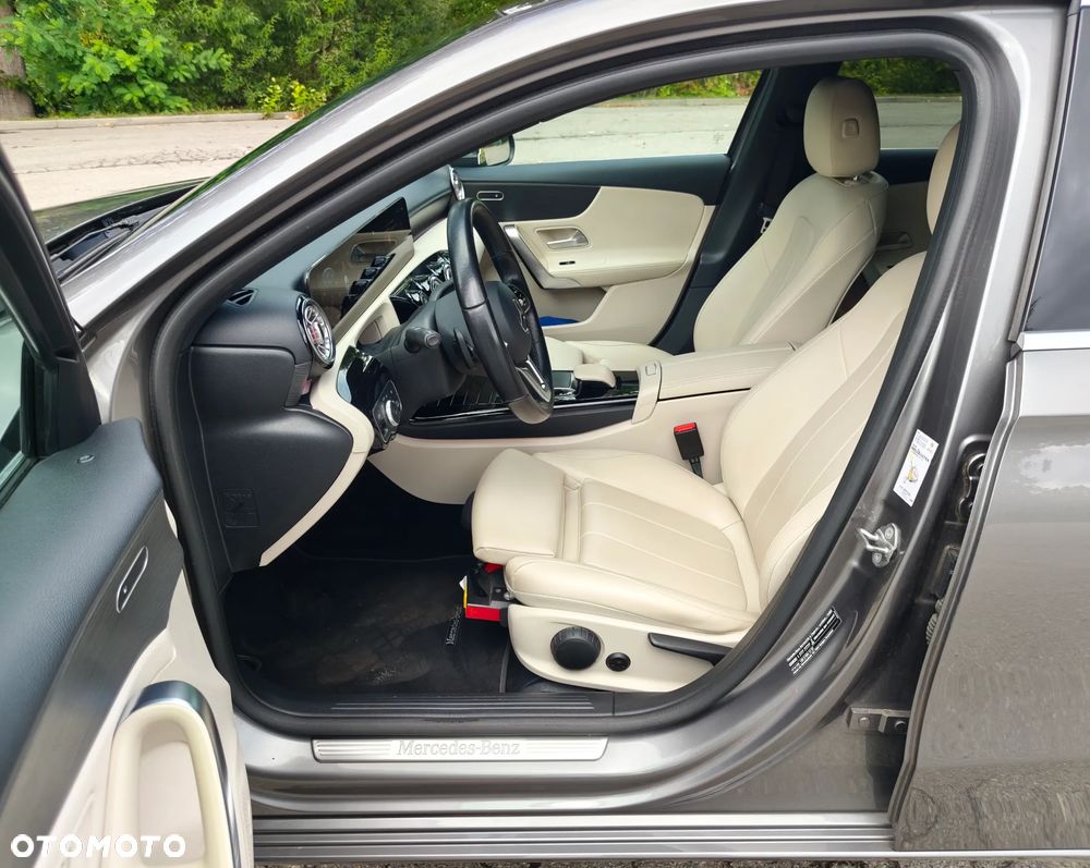 Mercedes-Benz Klasa A 180 7G-DCT Advanced Progressive - 16