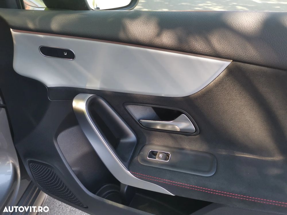 Mercedes-Benz A 180 7G-DCT AMG Line Advanced Plus - 6