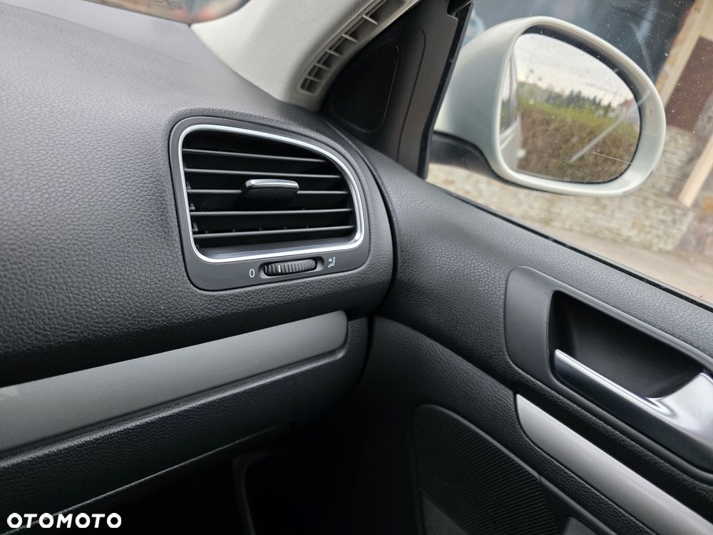 Volkswagen Golf 1.2 TSI Highline - 16