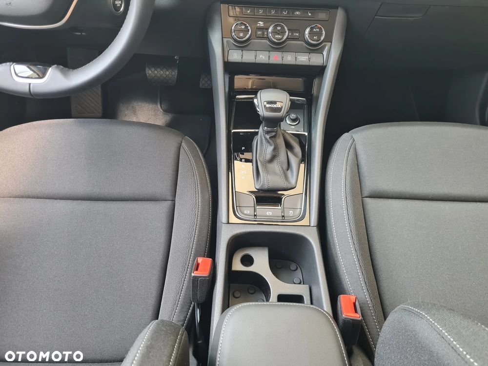 Skoda Karoq 1.5 TSI ACT Drive DSG - 16
