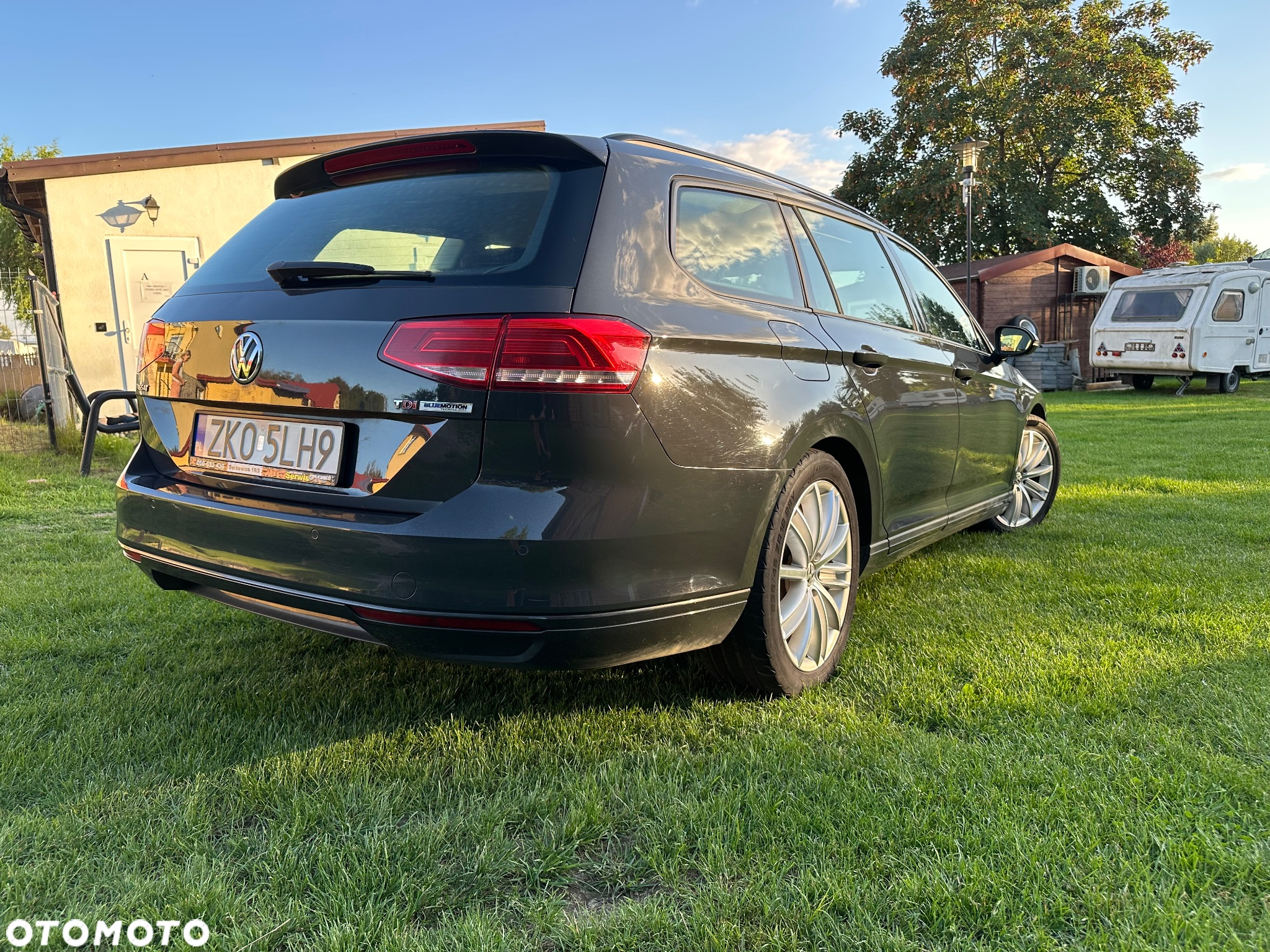 Volkswagen Passat 1.6 TDI BMT Comfortline - 3