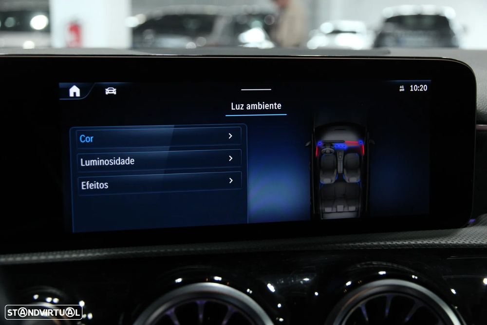 Mercedes-Benz A 250 e AMG Line - 23