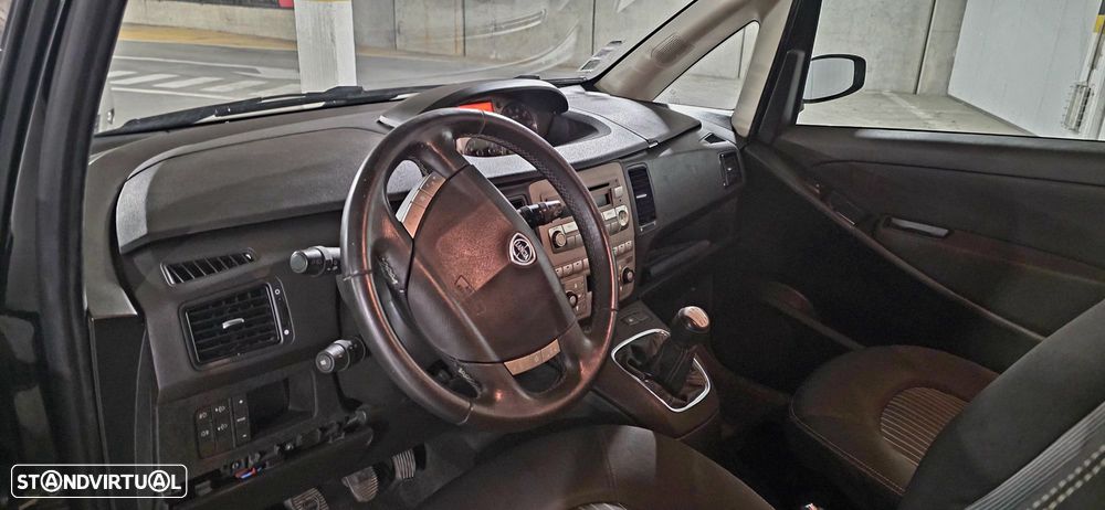 Lancia Musa 1.3 16V M-jet Platino - 4