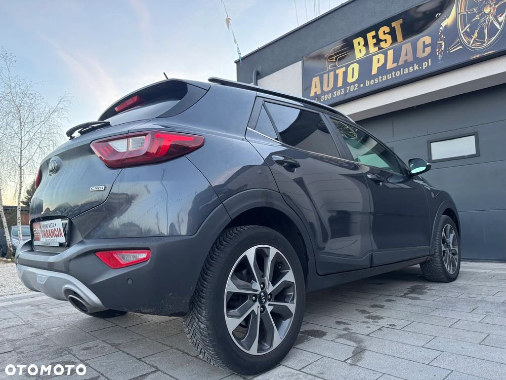 Kia Stonic 1.6 CRDi Platinum Edition - 4