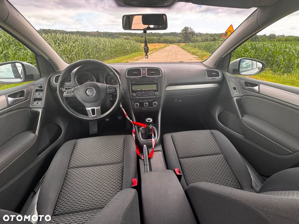 Volkswagen Golf - 18