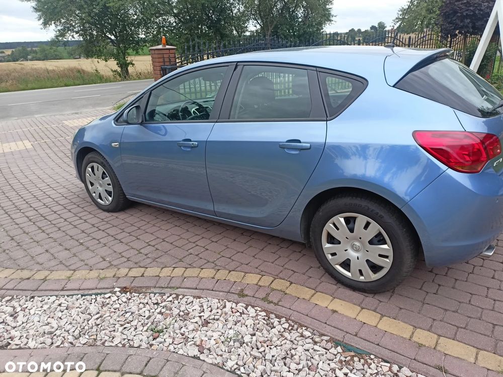 Opel Astra 1.4 Turbo - 3