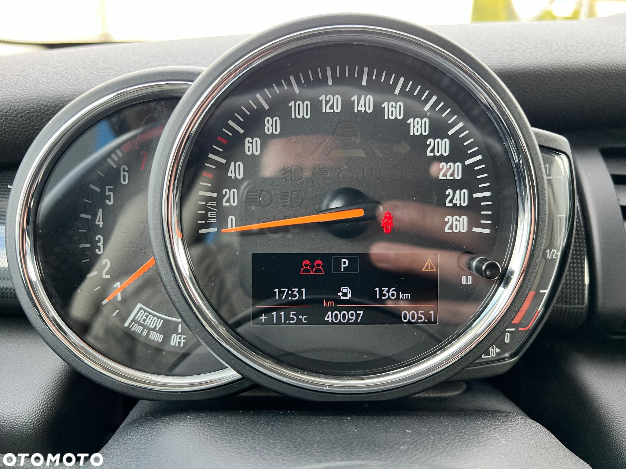 MINI Cooper Essential Trim - 15