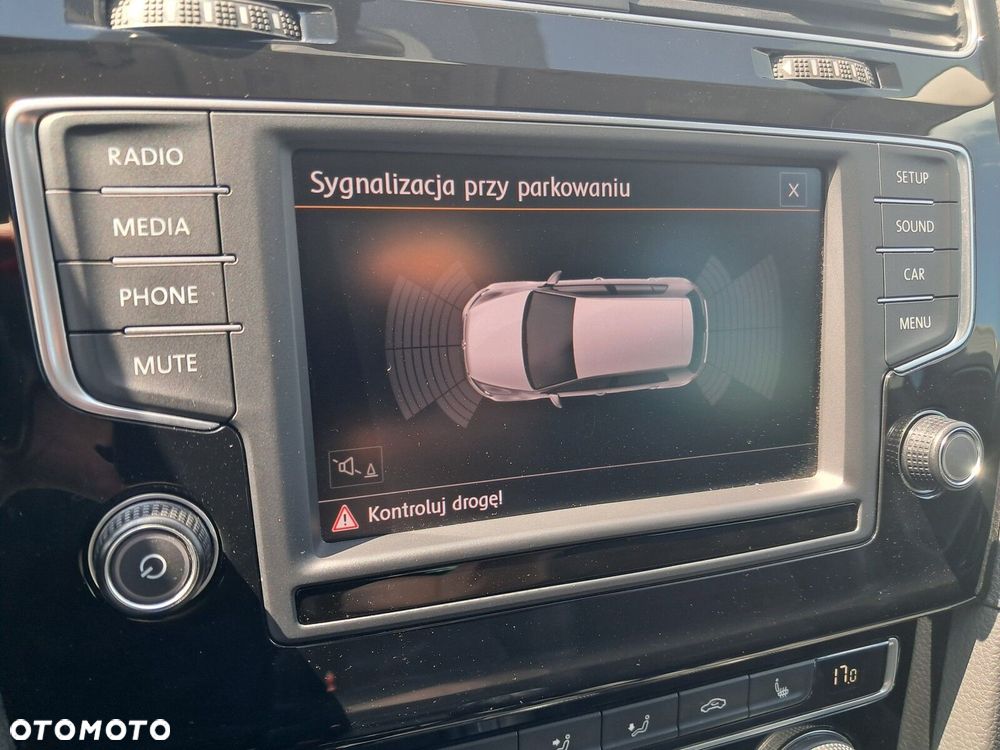 Volkswagen Golf - 20