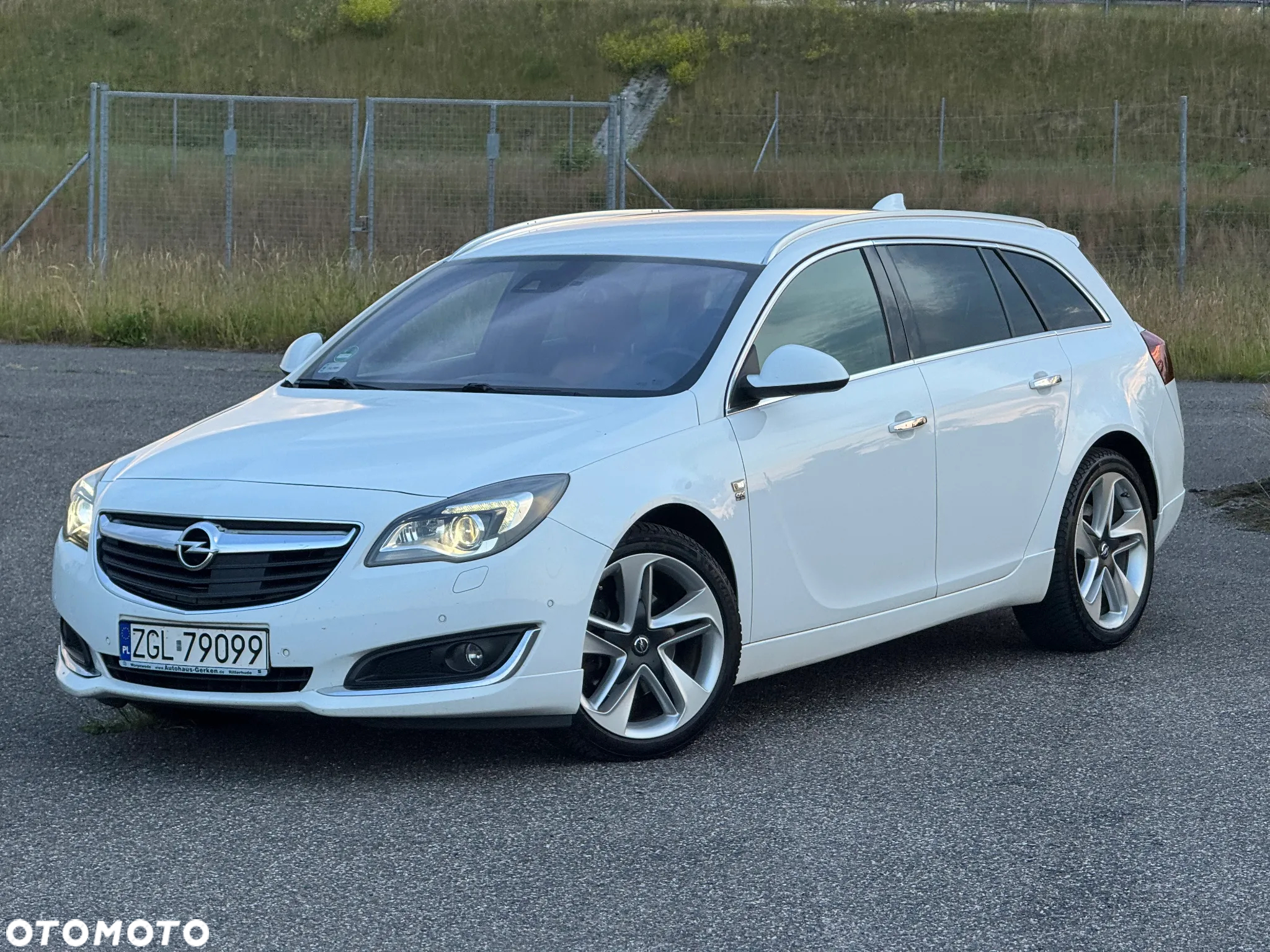 Opel Insignia - 2