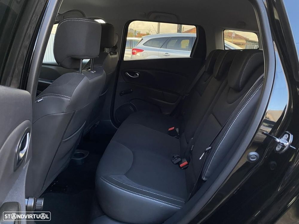 Renault Clio Sport Tourer 1.5 dCi Limited - 28