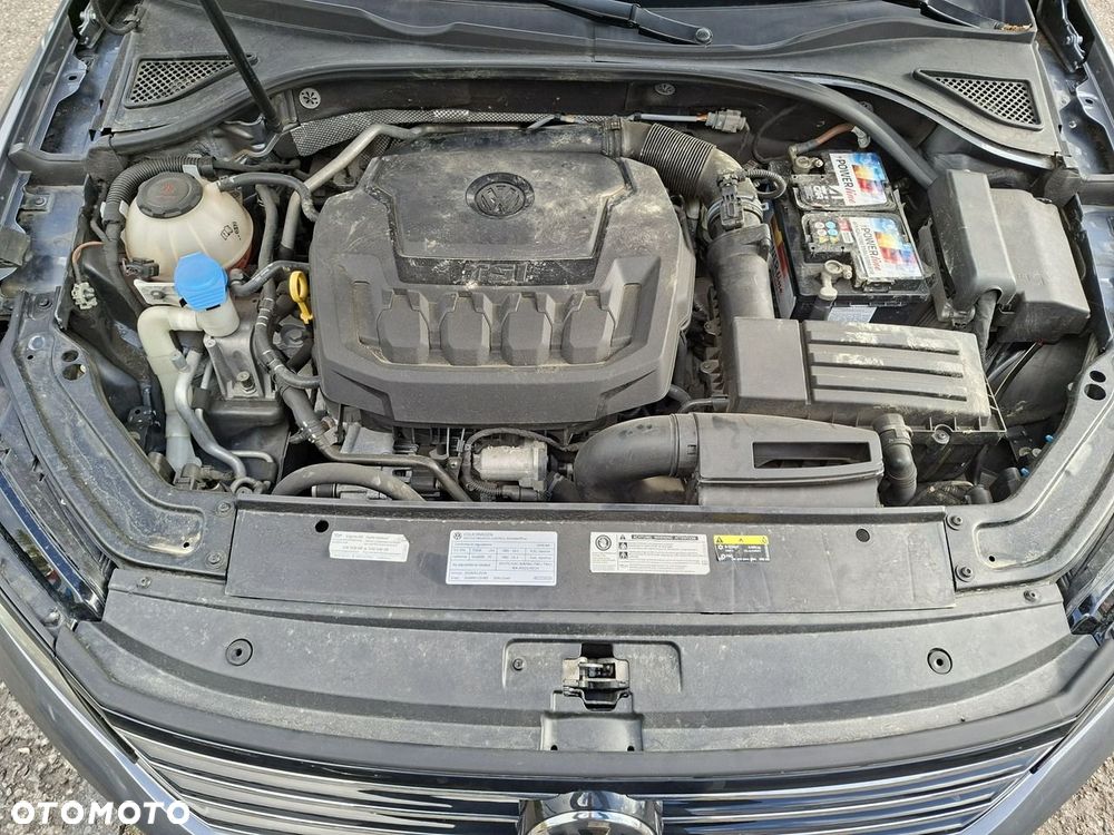 Volkswagen Passat - 29