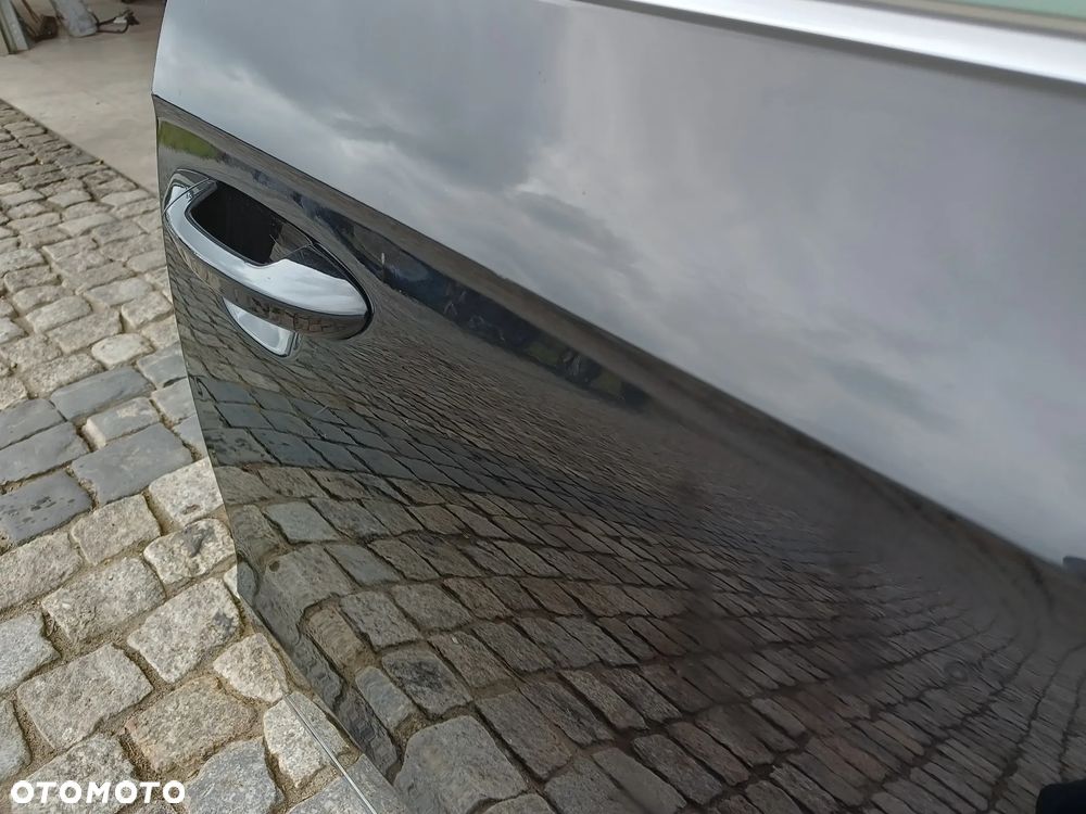 Drzwi Prawe Przednie VW Passat B7 Prawy Przód LC9X - 4