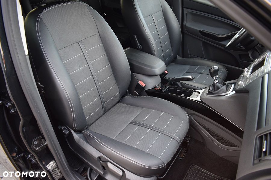 Ford Kuga 2.0 TDCi 2x4 Titanium - 15