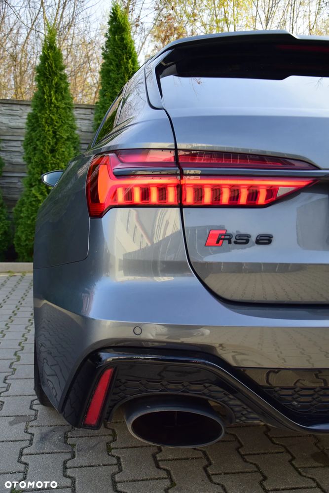 Audi RS6 Avant - 13