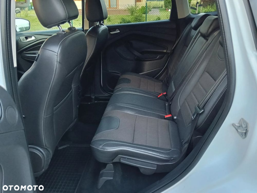 Ford Kuga 2.0 TDCi 4WD Titanium Plus - 16
