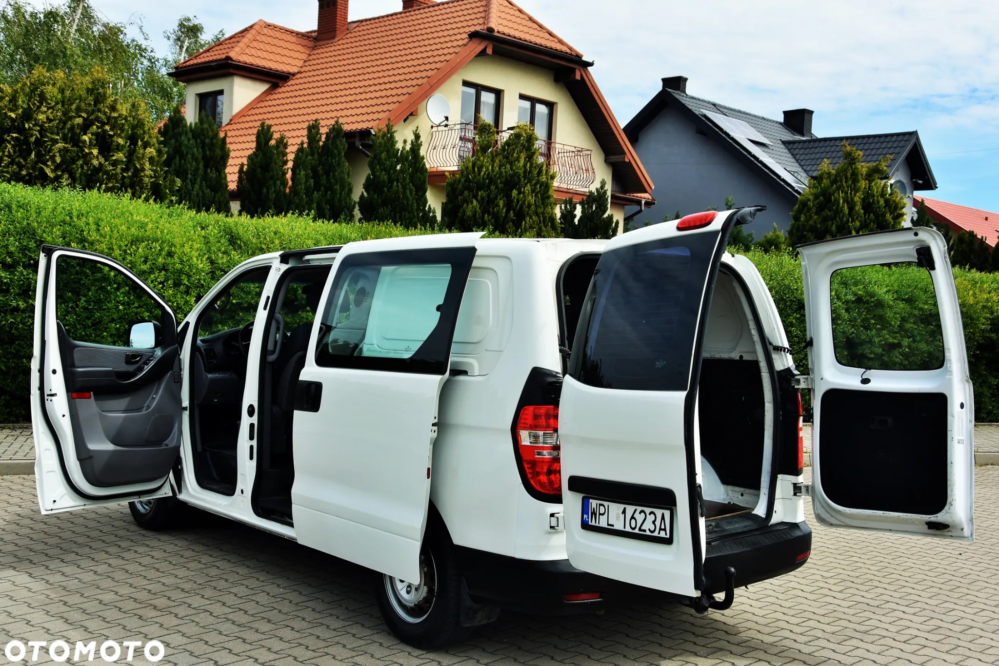 Hyundai H-1 2.5 CRDi Travel Comfort - 18