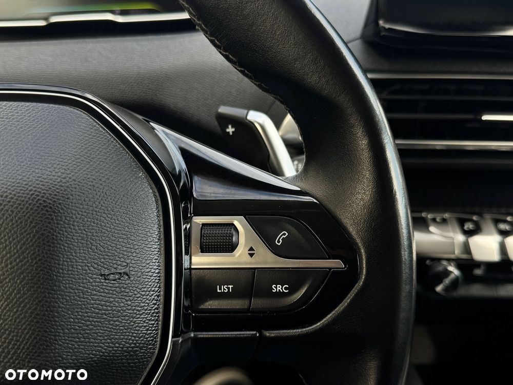 Peugeot 3008 1.6 PureTech HYbrid Allure S&S EAT8 - 13