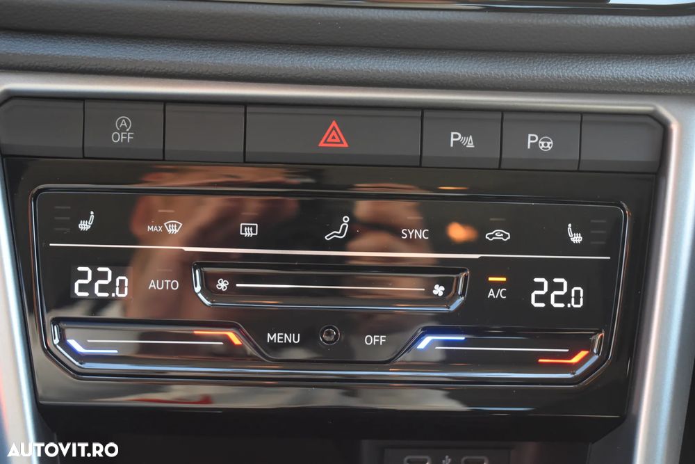 Volkswagen T-ROC 1.5 TSI DSG Advanced - 22
