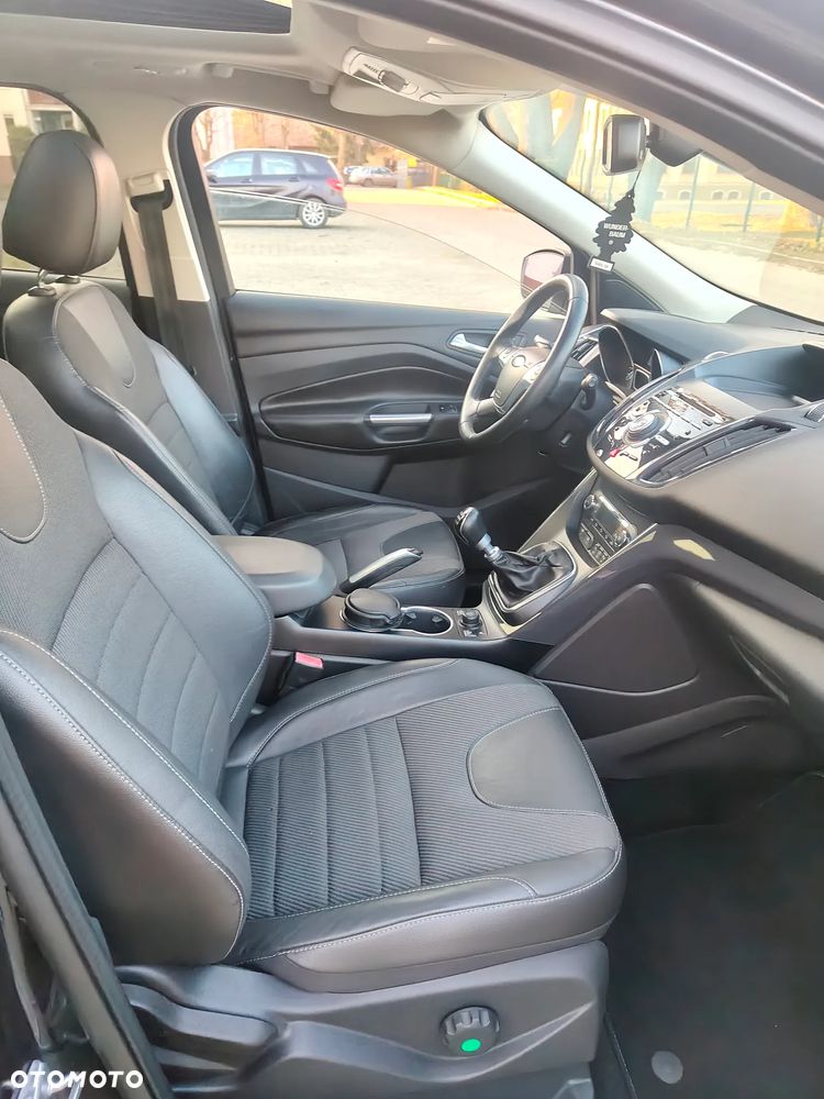 Ford Kuga 1.5 EcoBoost 2x4 Individual - 12