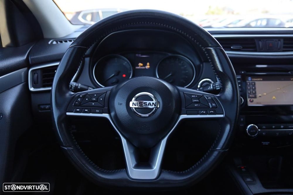 Nissan Qashqai 1.5 dCi N-Connecta Led - 12