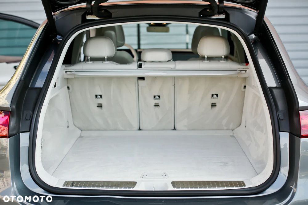 Mercedes-Benz EQE 350+ AMG Line Premium - 15