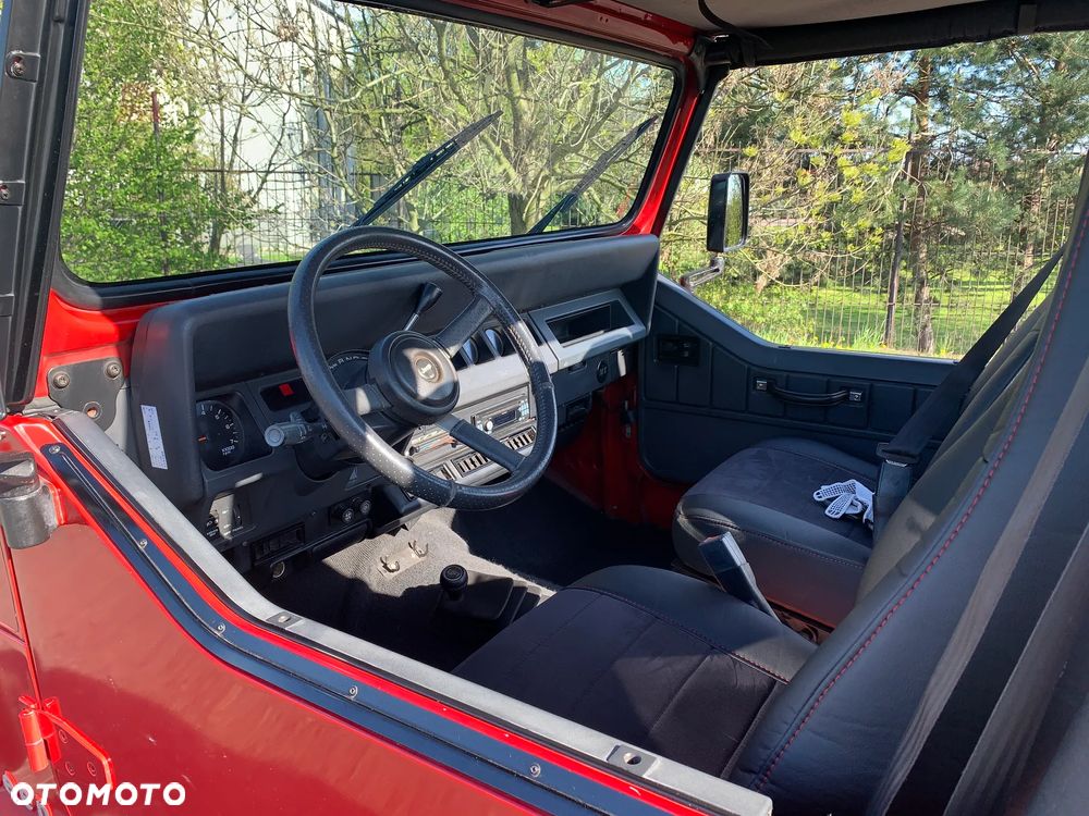 Jeep Wrangler - 21