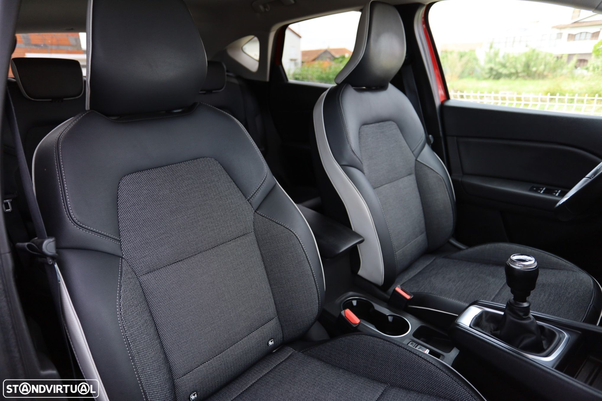 Renault Captur 1.5 dCi Exclusive - 19