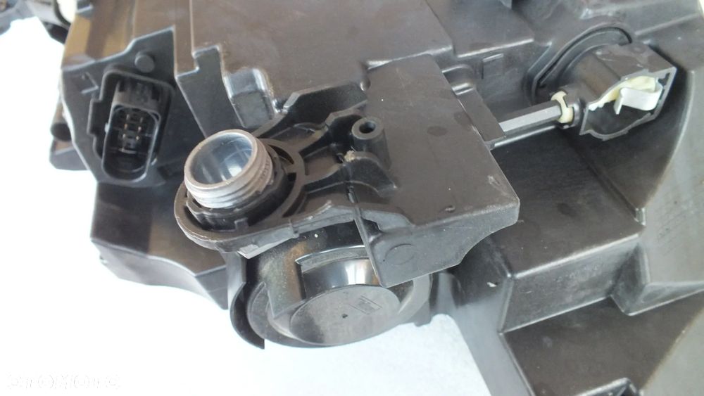 Lampa przednia lewa prawa Skoda Fabia IV  6VB941016 - 12