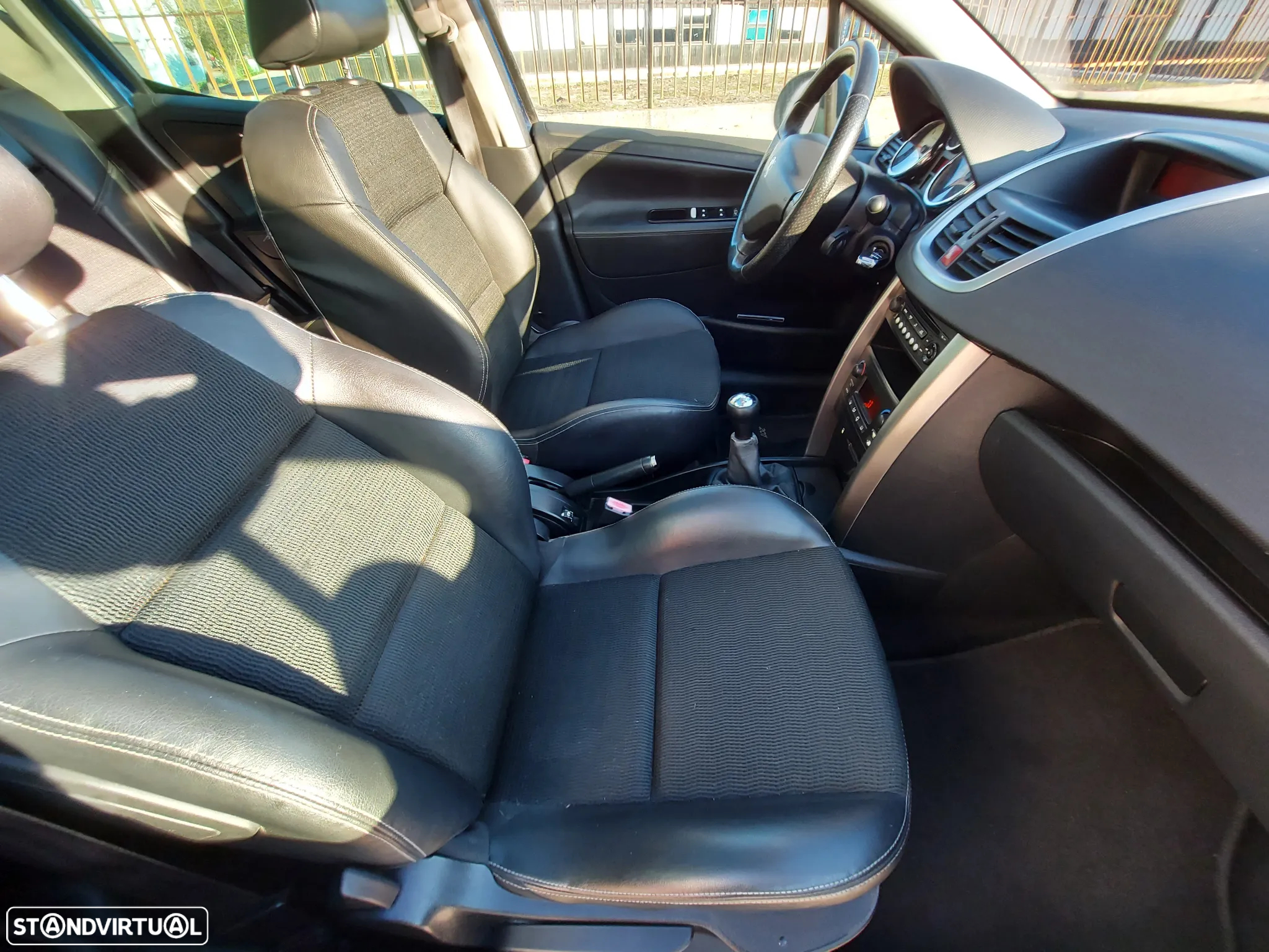 Peugeot 207 SW 1.6 HDi Outdoor - 15