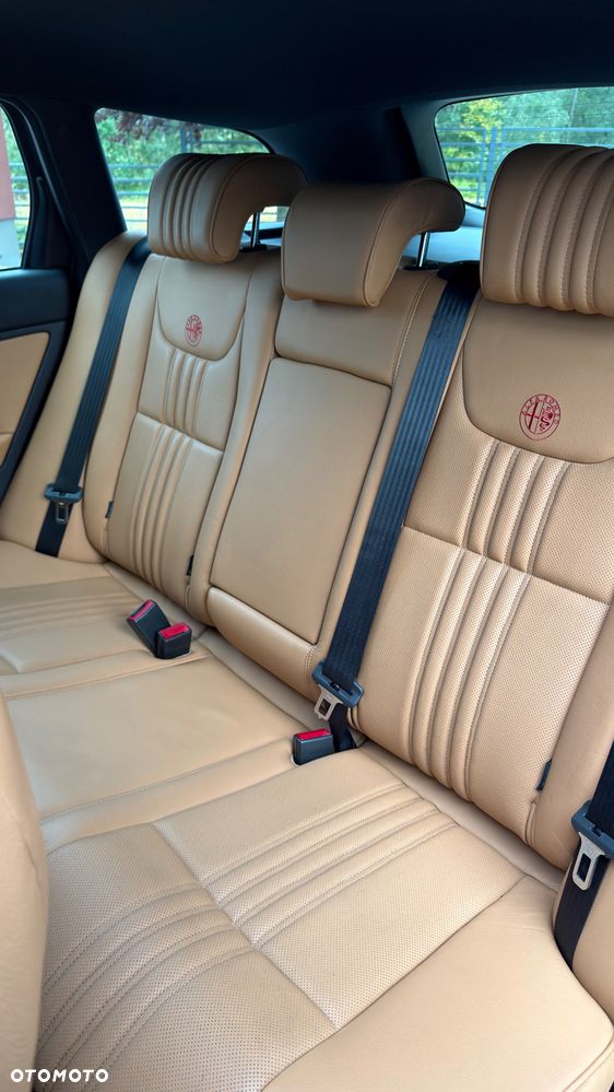 Alfa Romeo 159 2.4 JTDM 20V DPF Q-Tronic ti - 28