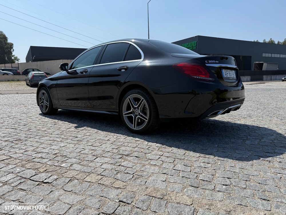 Mercedes-Benz C 300 de AMG Line - 4