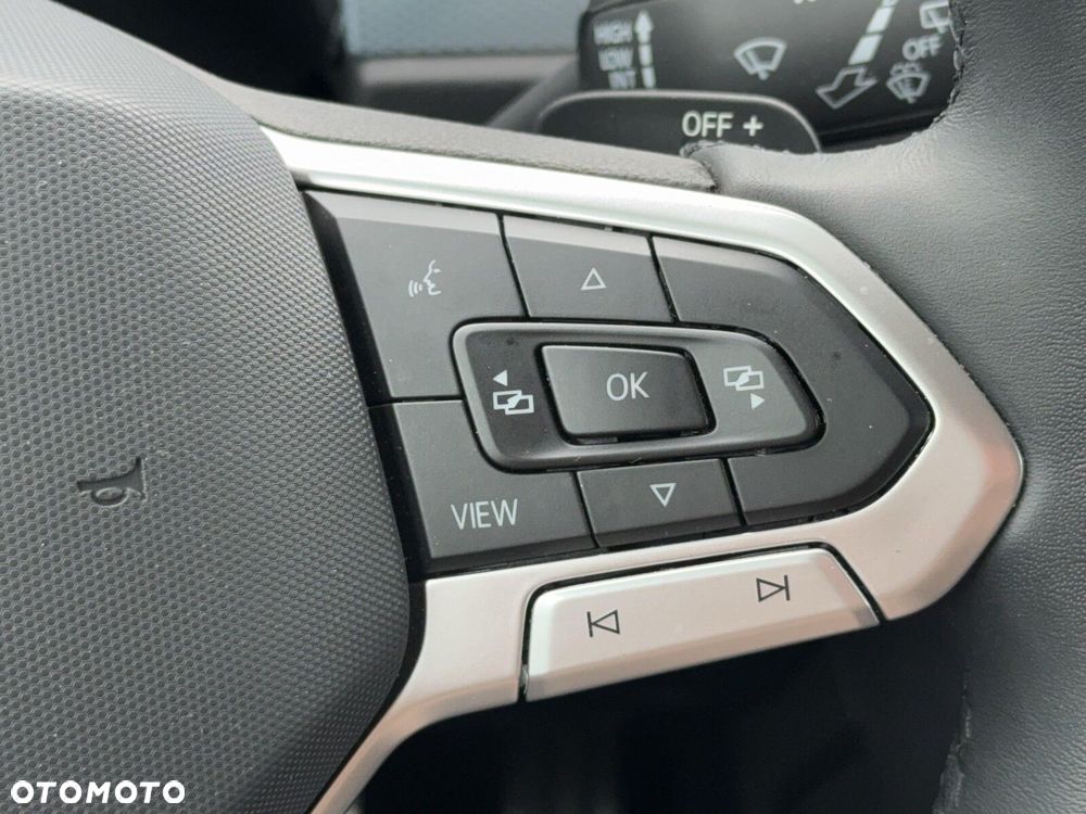 Volkswagen Touran - 23