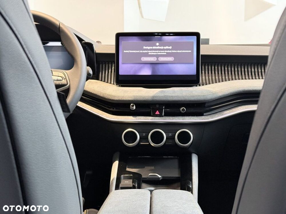 Skoda Superb 2.0 TDI SCR Edition 130 DSG - 19