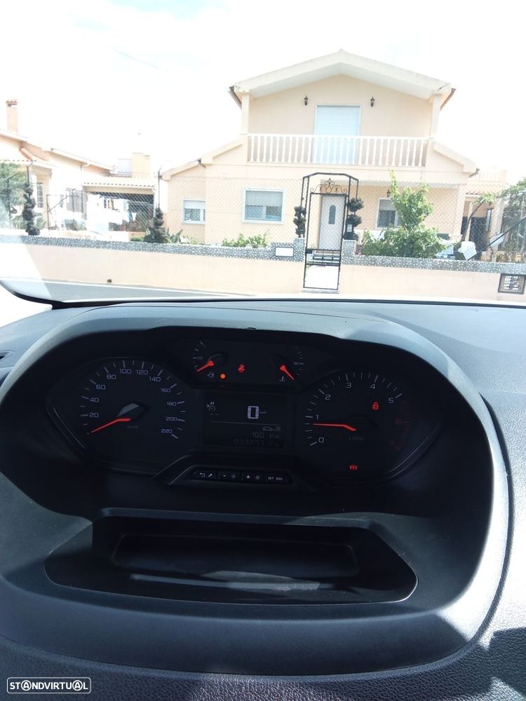 Peugeot Partner LONGA 1.5 BlueHDI - 14