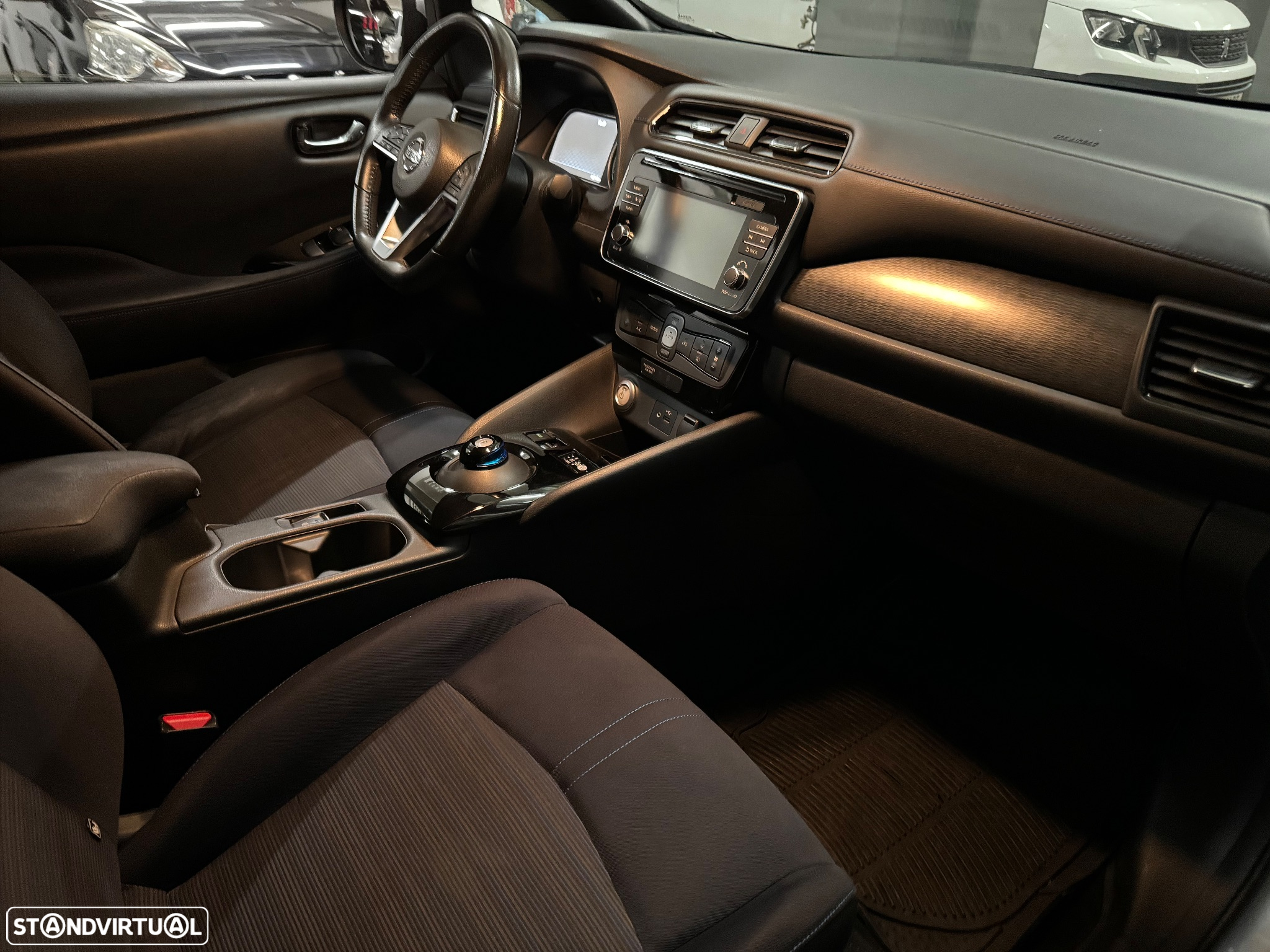 Nissan Leaf N-Connecta Two Tone - 13