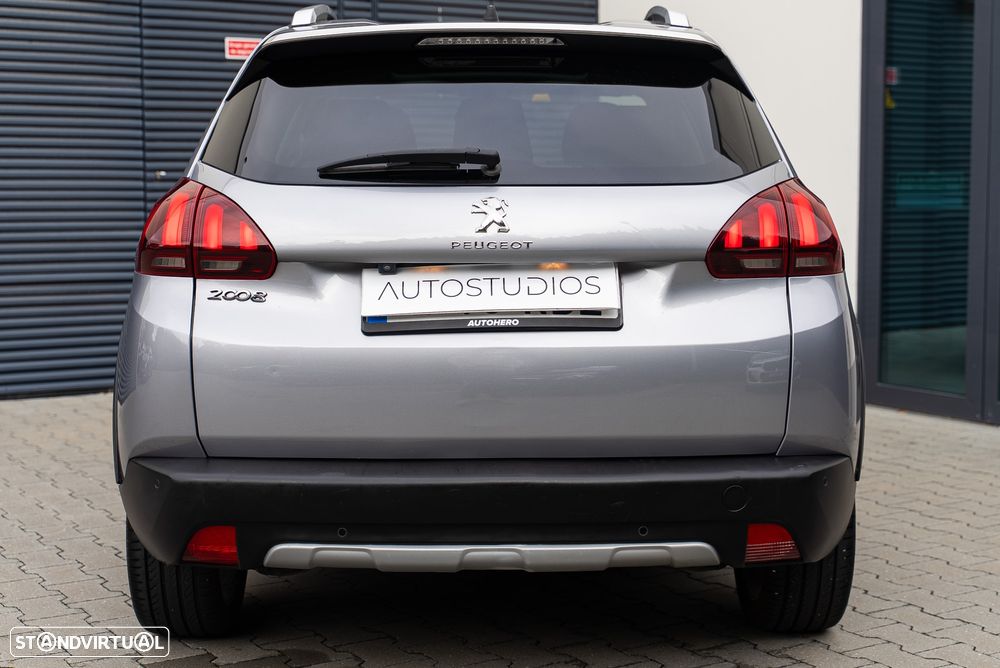 Peugeot 2008 1.2 PureTech Allure EAT6 - 10