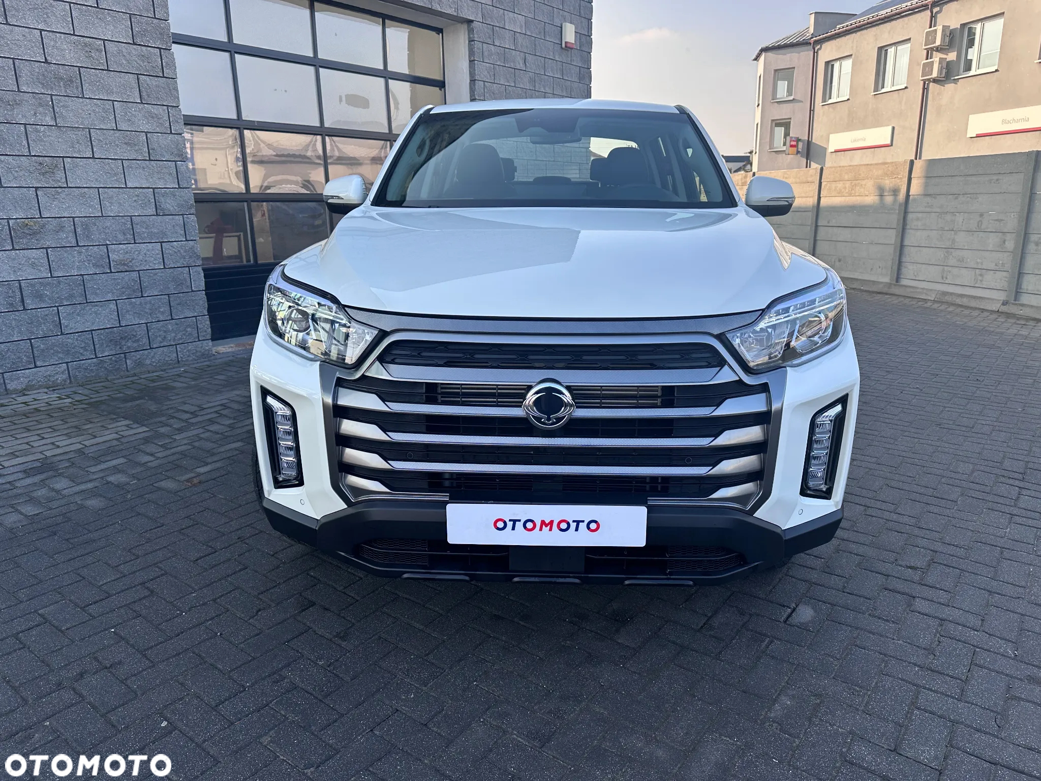 SsangYong/KGM Musso Grand 2.2 e-XDi Adventure 4WD - 3
