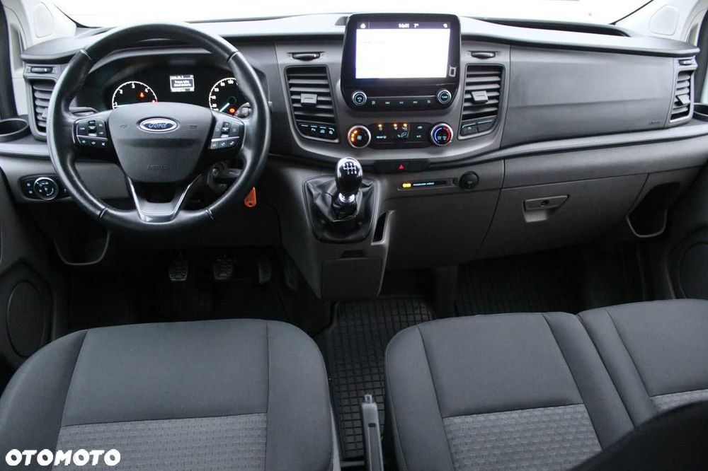 Ford E-Transit Custom - 5