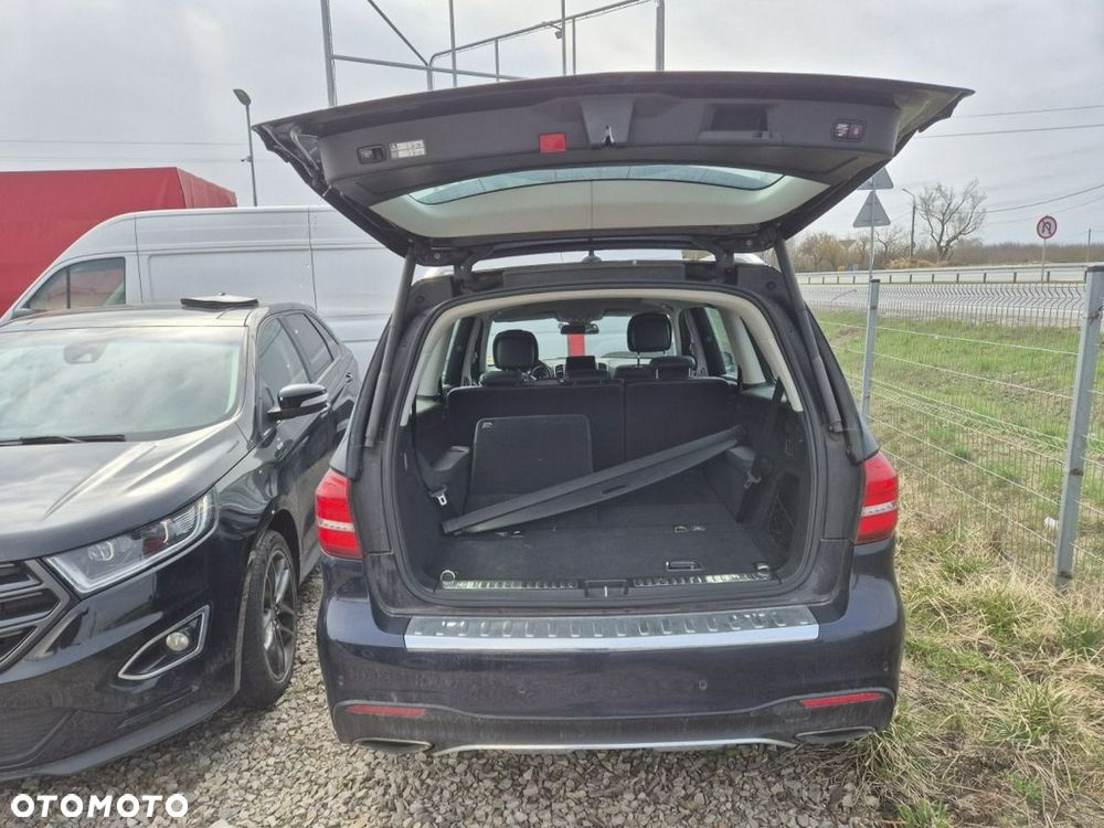 Mercedes-Benz GLS - 7