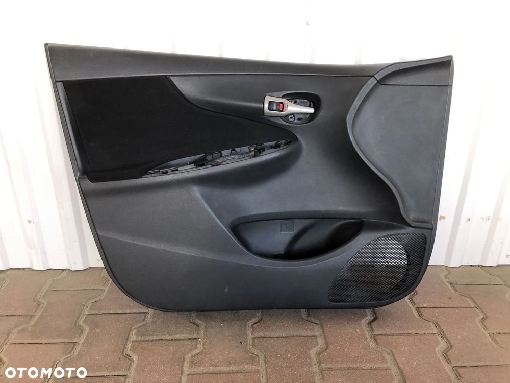 TOYOTA COROLLA E15 2007-2012 BOCZEK DRZWI LEWY PRZÓD PRZEDNI TAPICERKA - 1