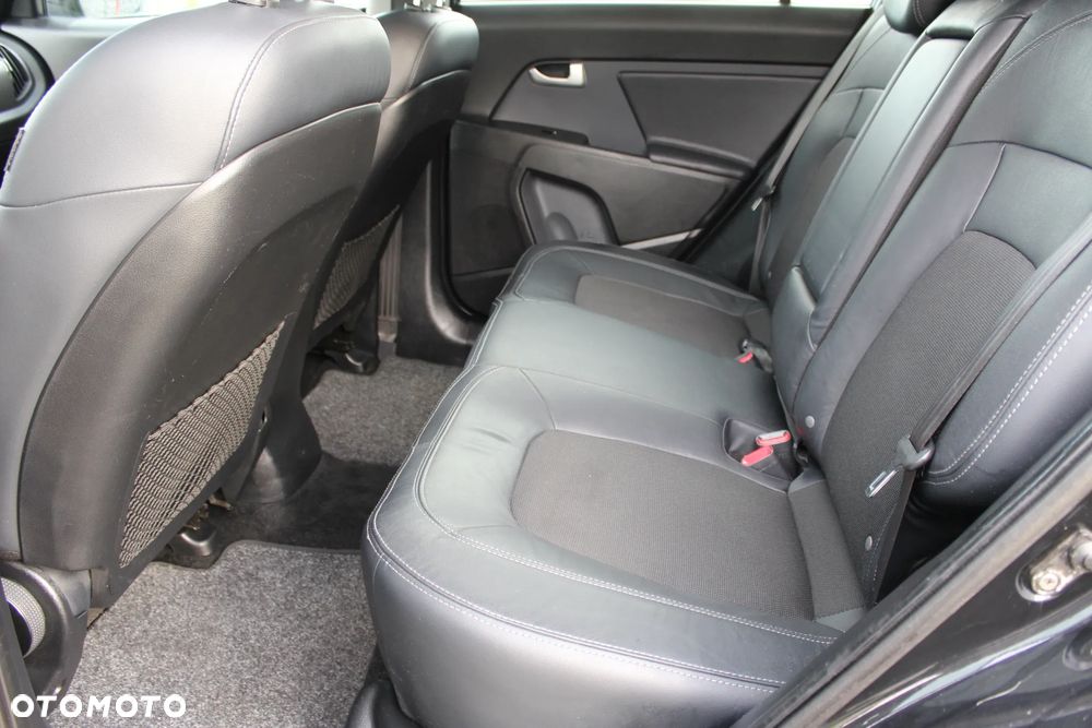 Kia Sportage - 12